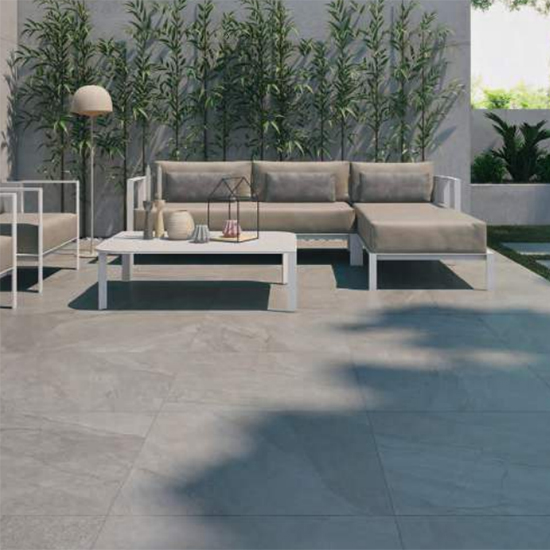 Patios Modernos en Suelos Cerámicos Cuellar